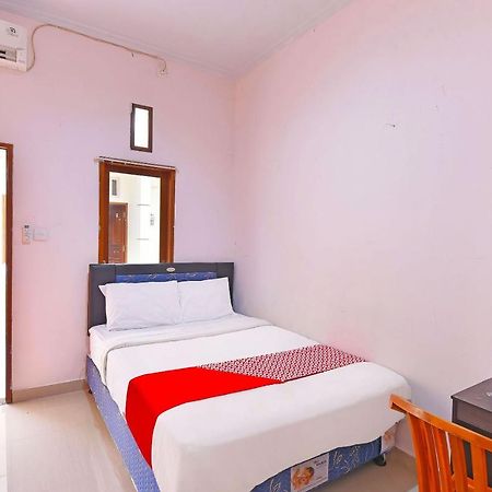 דנפסאר Oyo 91445 Sandat Guest House מראה חיצוני תמונה