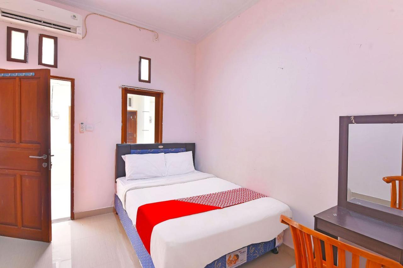 דנפסאר Oyo 91445 Sandat Guest House מראה חיצוני תמונה